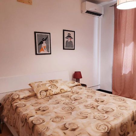 Casa Caprice Hotel Поцуоли Екстериор снимка