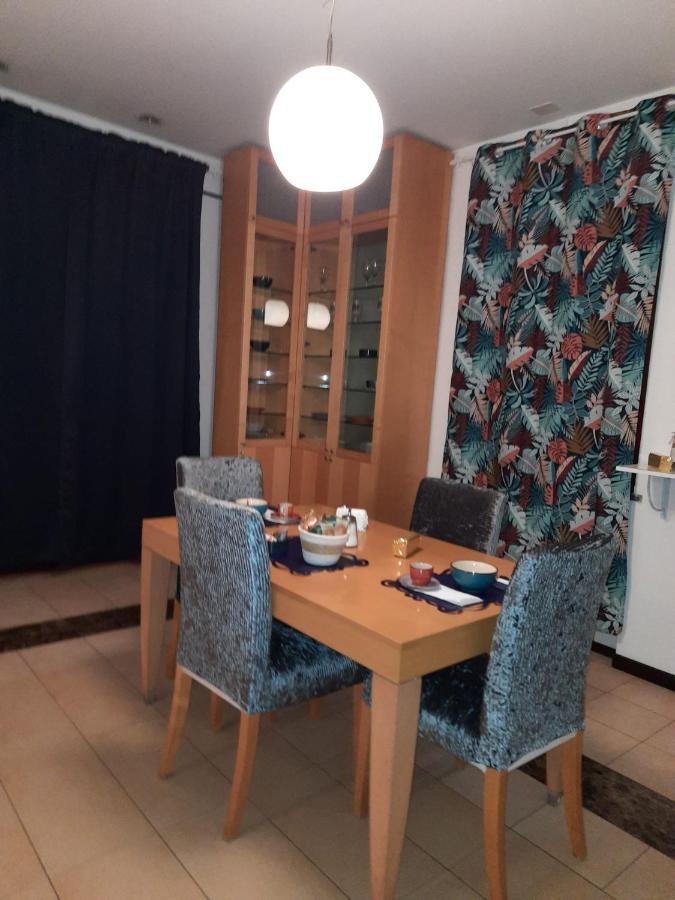 Casa Caprice Hotel Поцуоли Екстериор снимка