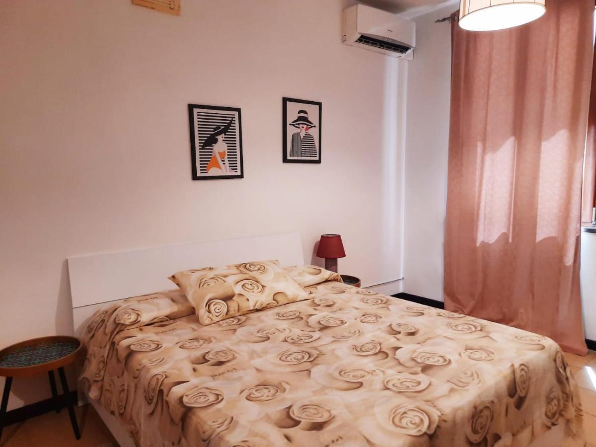 Casa Caprice Hotel Поцуоли Екстериор снимка