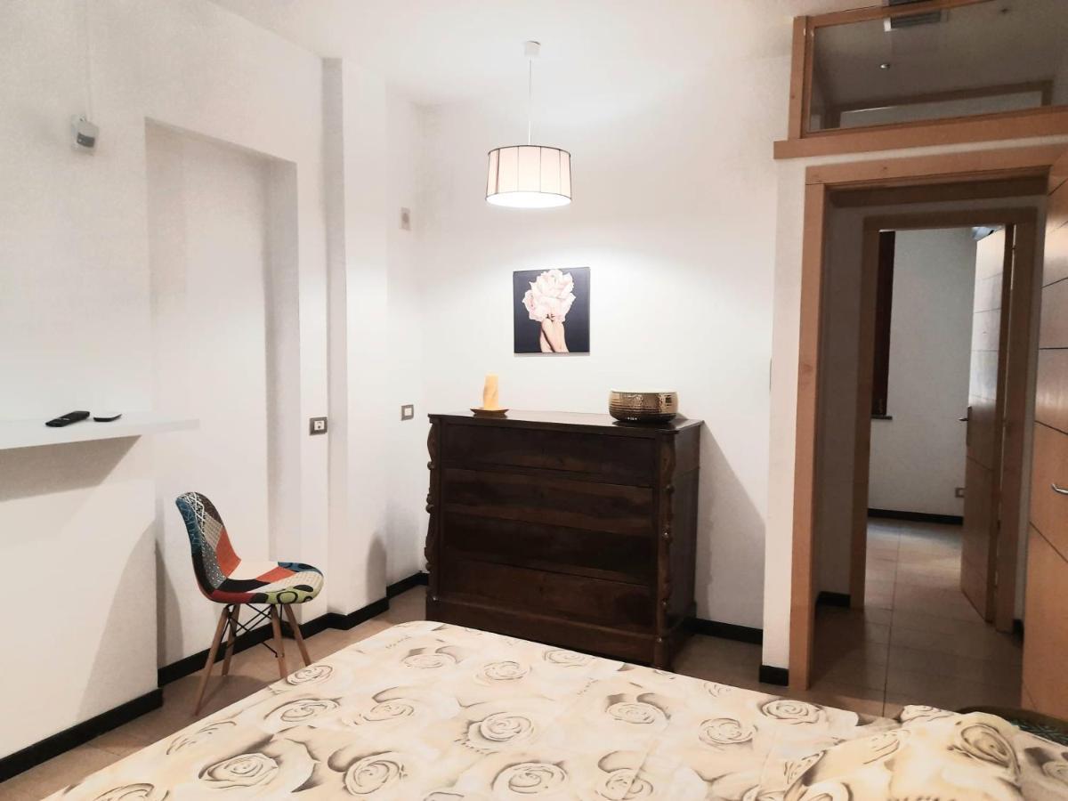 Casa Caprice Hotel Поцуоли Екстериор снимка