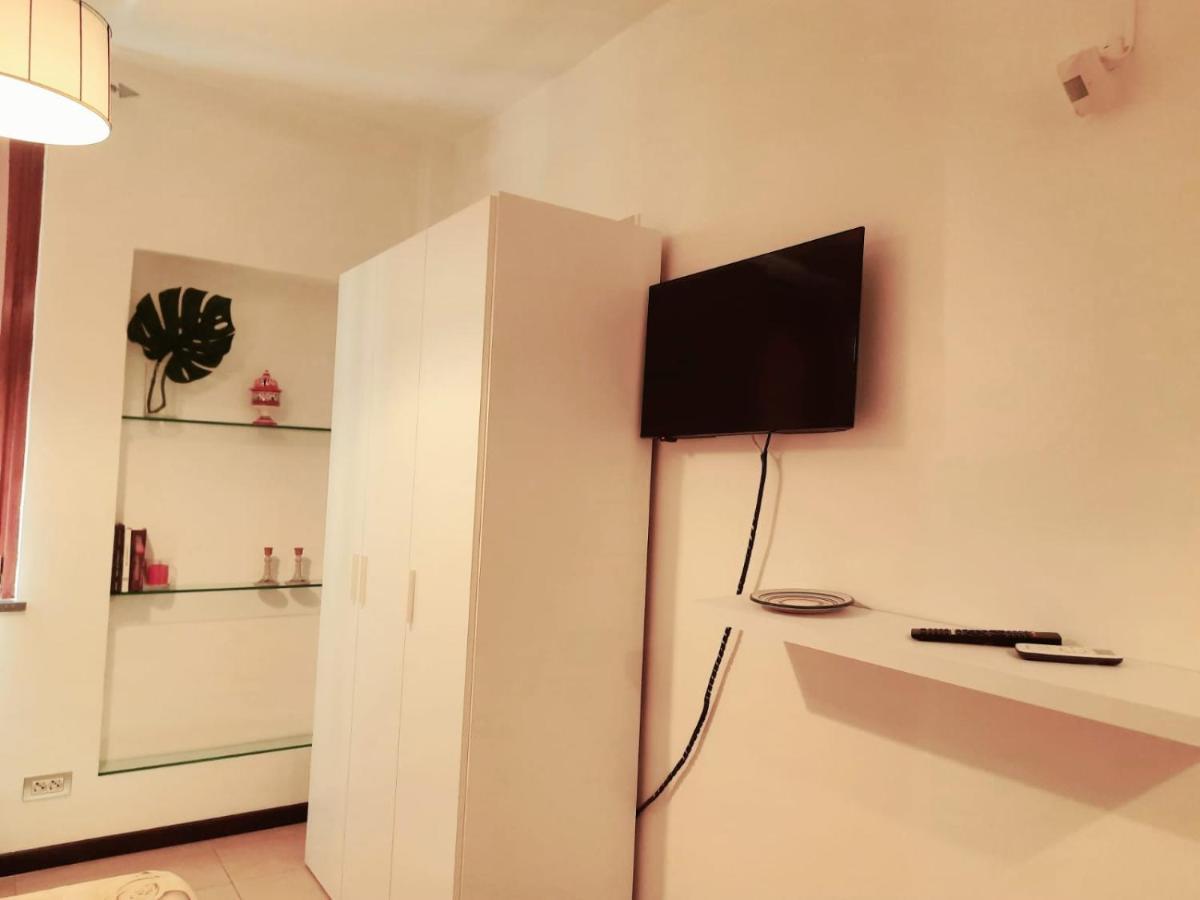 Casa Caprice Hotel Поцуоли Екстериор снимка