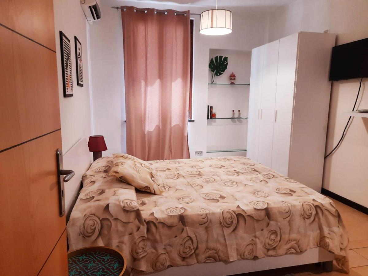 Casa Caprice Hotel Поцуоли Екстериор снимка